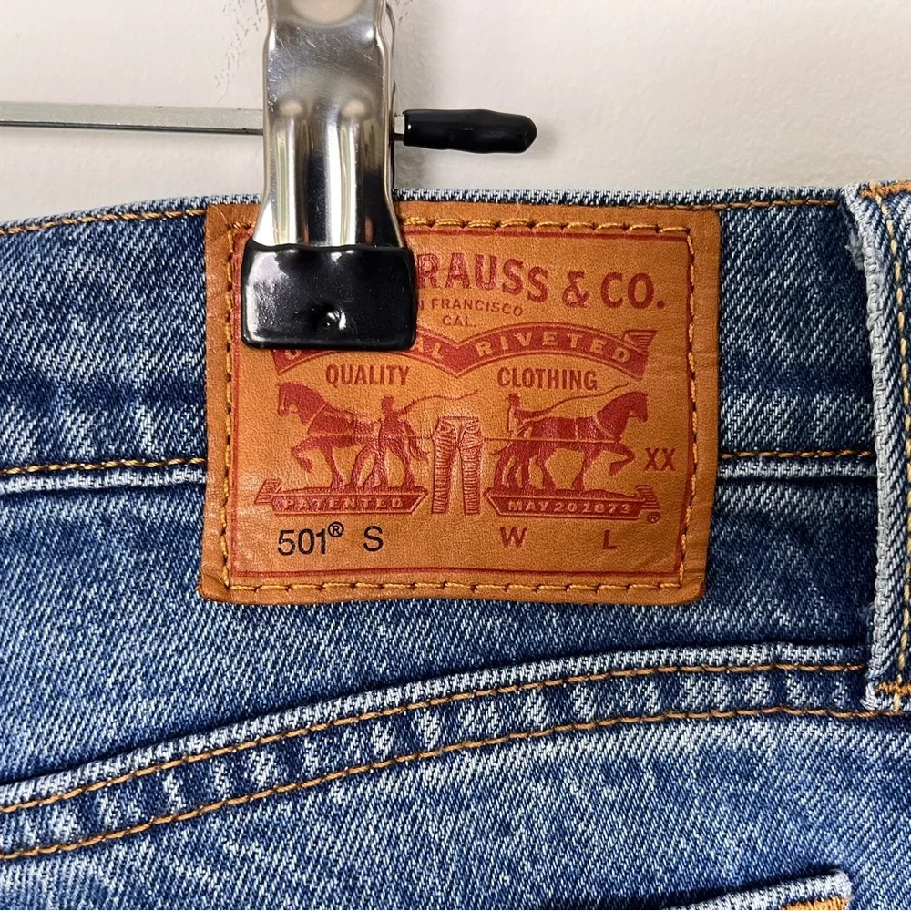 Levi's Women's High Rise Jeans - Blue - Picture 5 of 16